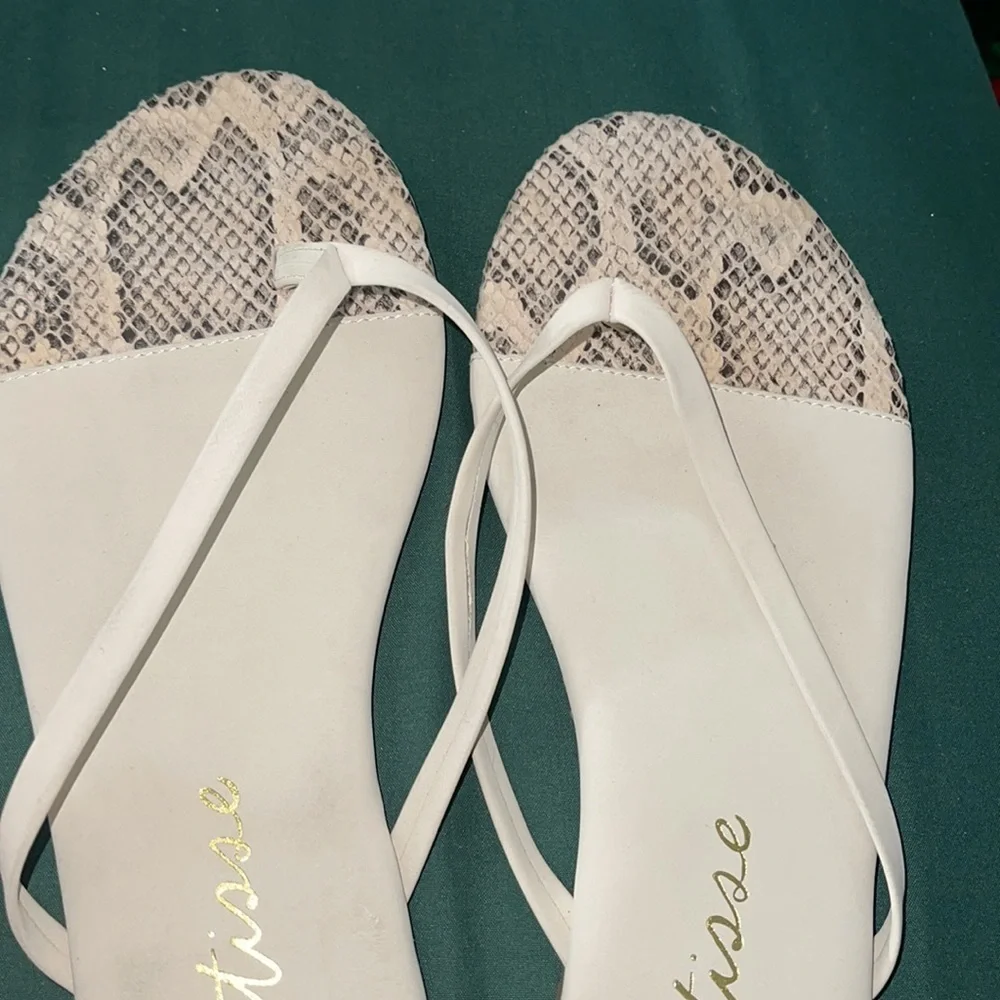 Size 7 nude/tan snake skin sandals